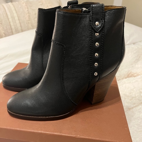 Coach Black Boots - 8.5 - Picture 1 of 4